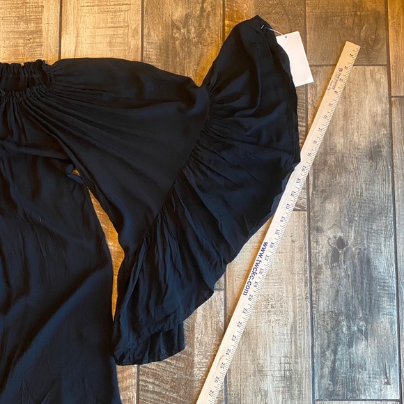 Elan Black Ruffled Tunic Top 🆕 - Picture 7 of 11